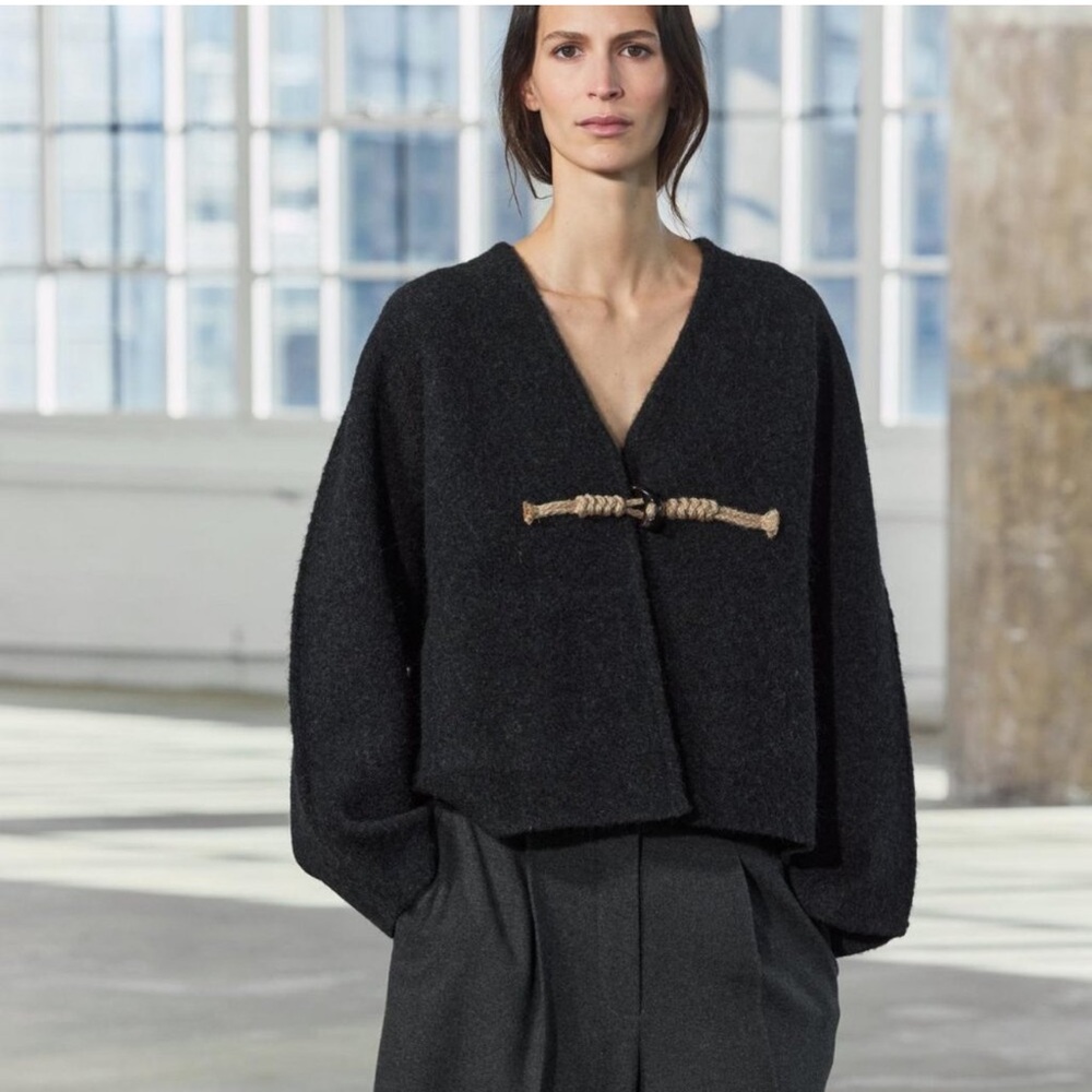ZARA short kimono style knit cardigan with toggles NWT